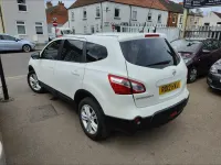 Used Nissan Qashqai +2 Acenta 110 HP (80 kW) 2012 White SUV