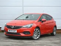 Used Vauxhall Astra SRi 122 HP (89 kW) 2020 Power red Hatchback