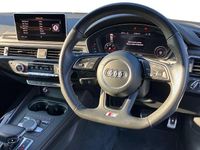 Used Audi A4 Black Edition 190 HP (139 kW) 2017 White Estate