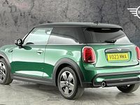 Used Mini Cooper Classic 134 HP (98 kW) 2023 Green Hatchback
