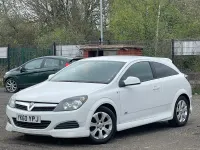 Używany Vauxhall Astra Sport 2010 Biały Hatchback