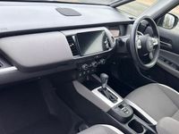 Used Honda Jazz Hybrid 109 HP (80 kW) 2022 White Hatchback