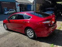 Used Ford Mondeo Titanium 115 HP (84 kW) 2015 Red Hatchback