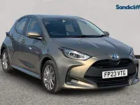 Used Toyota Yaris 116 HP (85 kW) 2025 Gold Hatchback