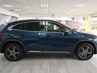 Begagnad Mercedes EQA250 AMG line 139 kW (190 HK) 2022 Blå SUV