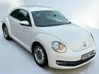 Used VW Beetle Design 105 HP (77 kW) 2012 White Hatchback