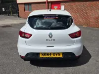 Used Renault Clio Expression 73 HP (53 kW) 2014 White Hatchback