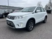 Używany Suzuki Vitara SZ4 120 KM (88 kW) 2016 Biały SUV