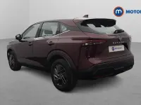 Used Nissan Qashqai Acenta Premium 158 HP (116 kW) 2023 Red SUV