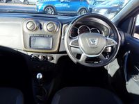 Used Dacia Sandero Stepway 90 HP (66 kW) 2017 Orange Hatchback