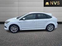 Used Ford Focus Zetec 2011 White Hatchback