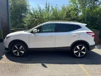 Used Nissan Qashqai N-Vision 115 HP (84 kW) 2017 White SUV