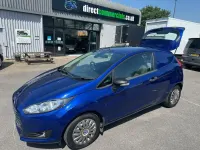 Used Ford Fiesta 94 HP (69 kW) 2015 Blue Hatchback