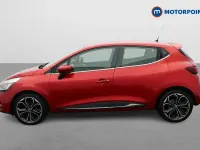 Used Renault Clio Dynamique 90 HP (66 kW) 2017 Red Hatchback