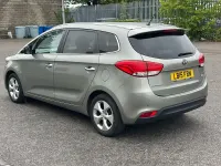 Used Kia Carens 2015 Silver MPV