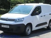 Used Citroën Berlingo 102 HP (75 kW) 2023 White MPV
