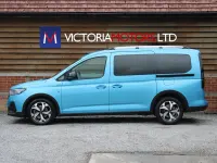 Used Ford Tourneo Connect Active 122 HP (89 kW) 2023 Blue MPV