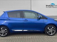 Used Toyota Yaris Hybrid 2017 Blue Hatchback