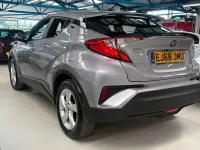 Used Toyota C-HR 120 HP (88 kW) 2018 Silver SUV