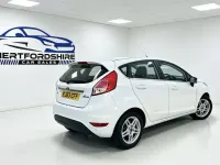 Used Ford Fiesta Zetec 2013 White Hatchback