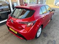 Usado Toyota Corolla 2023 Rojo Utilitario