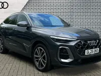 Używany Audi Q5 Sport 204 KM (150 kW) 2025 Szary SUV
