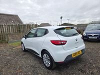 Used Renault Clio IV Expression 2014 White Hatchback