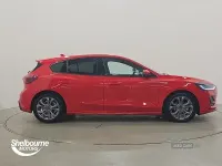 Usado Ford Focus ST-Line 2023 Rojo Utilitario