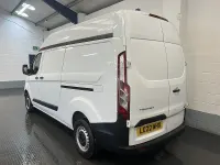 Usado Ford Transit Custom S 130 CV (95 kW) 2022 Blanco Van
