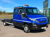Used Iveco Daily 180 HP (132 kW) 2018 Blue