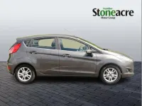 Used Ford Fiesta Zetec 80 HP (58 kW) 2016 Grey Hatchback