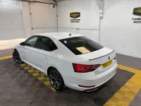 Used Skoda Superb SportLine 147 HP (108 kW) 2018 White Hatchback