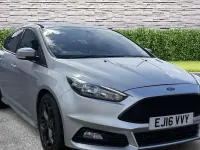 Używany Ford Focus ST 250 KM (183 kW) 2016 Srebrny Hatchback