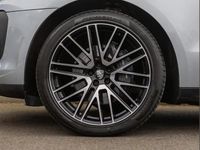 Used Porsche Macan 261 HP (191 kW) 2023 Silver SUV