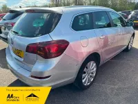Used Vauxhall Astra 2011 Silver Estate