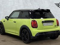 Usado Mini Cooper Hatch 134 CV (98 kW) 2023 Amarillo Utilitario