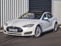 Used Tesla Model S 311 kW (423 HP) 2015 White Hatchback