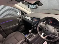 Used Renault Captur Techno 91 HP (66 kW) 2023 Red/black SUV