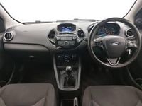 Used Ford Ka Plus Zetec 70 HP (51 kW) 2017 White Hatchback