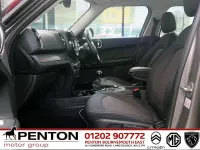 Used Mini Cooper Countryman Classic 134 HP (98 kW) 2019 Silver SUV