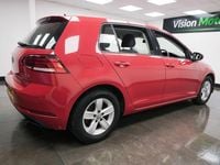 Used VW Golf VII S 125 HP (91 kW) 2017 Red Hatchback