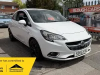 Begagnad Vauxhall Corsa SRi 75 HK (55 kW) 2016 Vit Halvkombi