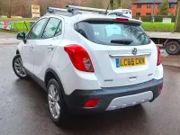 Used Vauxhall Mokka 140 HP (102 kW) 2015 White SUV