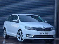 Used Skoda Rapid SE 90 HP (66 kW) 2014 White Hatchback