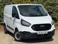 Used Ford Transit Custom 105 HP (77 kW) 2019 White Van