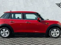 Used Mini ONE Hatch 101 HP (74 kW) 2017 Red Hatchback