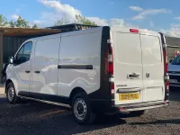 Used Vauxhall Vivaro 120 HP (88 kW) 2019 White MPV