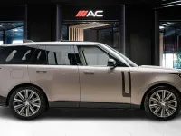 Used Land Rover Range Rover SE 440 HP (323 kW) 2023 Bronze SUV