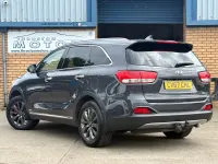 Used Kia Sorento 200 HP (147 kW) 2017 Grey SUV