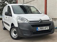 Used Citroën Berlingo 100 HP (73 kW) 2018 White MPV